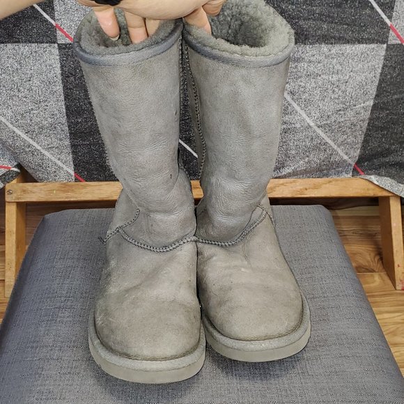 UGG Australia Women's Classic Tall Boots Shearling Size 6 Gray/… - Picture 1 of 7